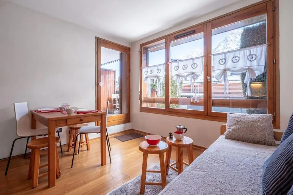Delice - City Center Les Houches & Free Parking - By Cozee Rentals